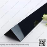 زاوية ستانلس ديكور اسود فاميه مقاس 1*1 سم طول 2.5 متر