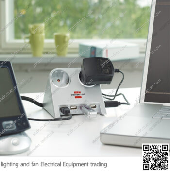 مشترك كهرباء مكتب 2 عين مع 4 منافذ USB بريميوم لاين ألماني أبيض